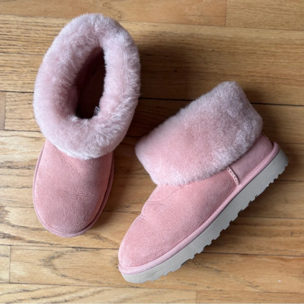 UGG Pink Fur-Lined Women's Boots - Picture 1 of 9